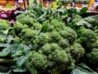 首都最大“菜篮子”新发地市场蔬菜价格不升反降