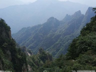 中国八大名山是指哪八大名山 三山五岳指的是哪几座山 青城山有哪些传说？