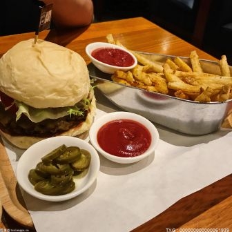 比较适合储存的食物是什么 好储存的肉类有哪些 压缩饼干耐饿的原因是什么？