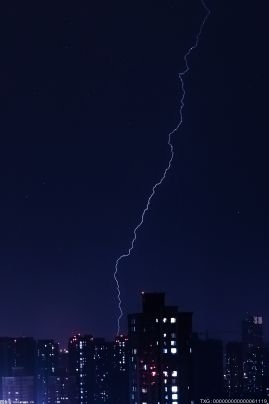 雷雨天能不能上网 雷是怎么形成的？