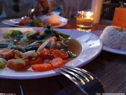 晚餐用英语怎么说 怎么用英语表达晚餐 关于晚餐的观点有哪些？
